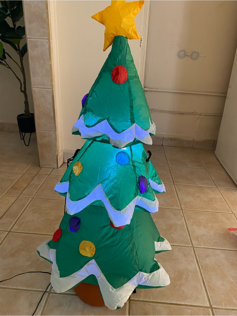 Christmas Tree Inflatable - Picture 2 of 2
